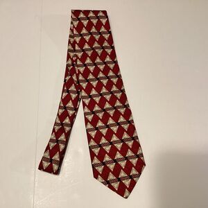 Tom James tie 100% silk made in usa geometric design